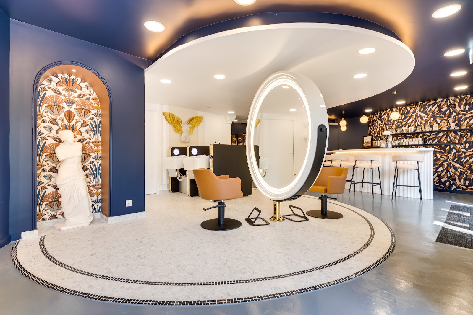 Maison Versailles Nantes - coiffeur- HeadSpa - soins visage - photo 3